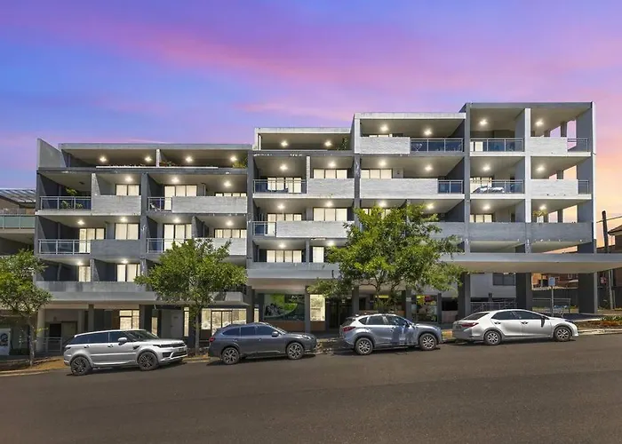 Parkview Apt & Private Parking & Close To Station