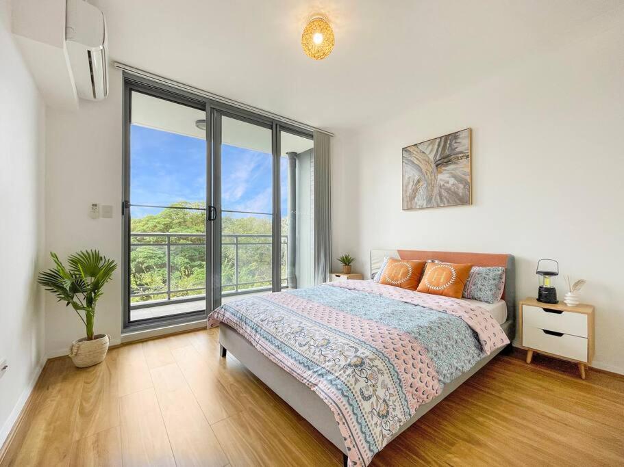 Apartment Parkview & Private Parking & Close To Station *